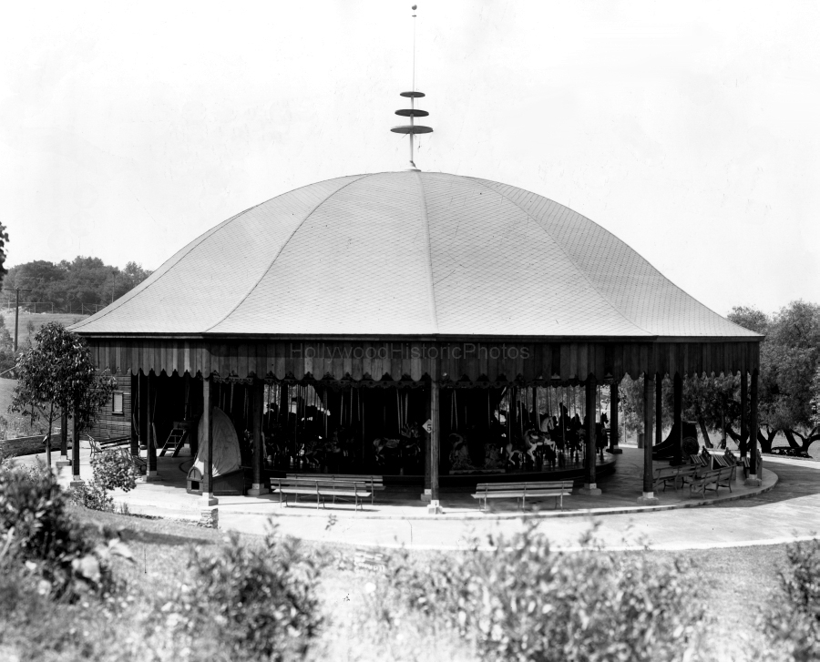 1950 Merry Go Round built in 1937 wm.jpg